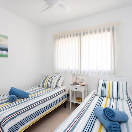 Frontline Playa Las Vistas With Pool, Parking, Sea Los Cristianos  Exterior photo