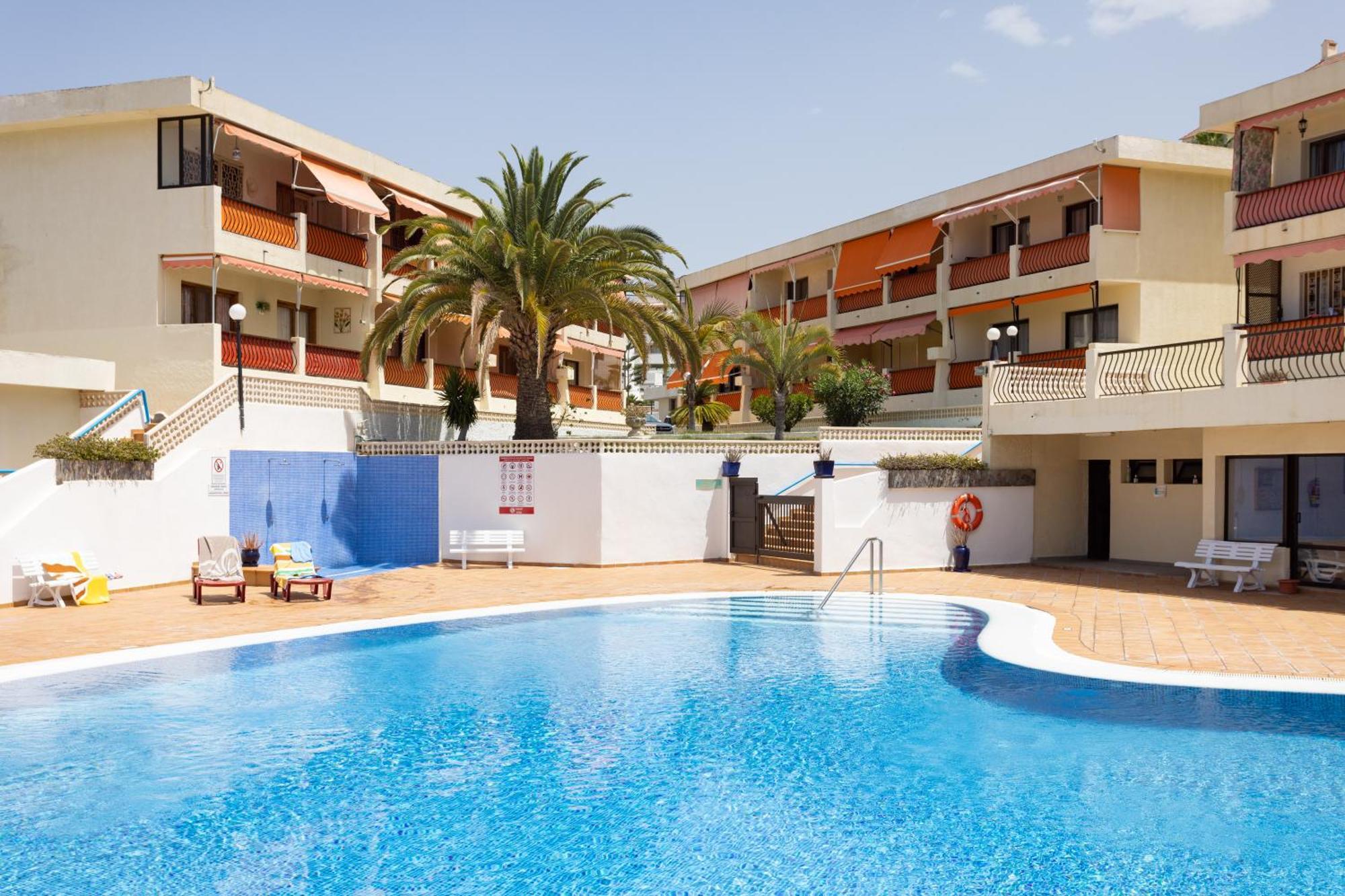 Frontline Playa Las Vistas With Pool, Parking, Sea Los Cristianos  Exterior photo